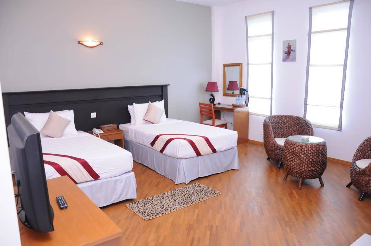 Golden Guest Hotel Dawei Exterior photo